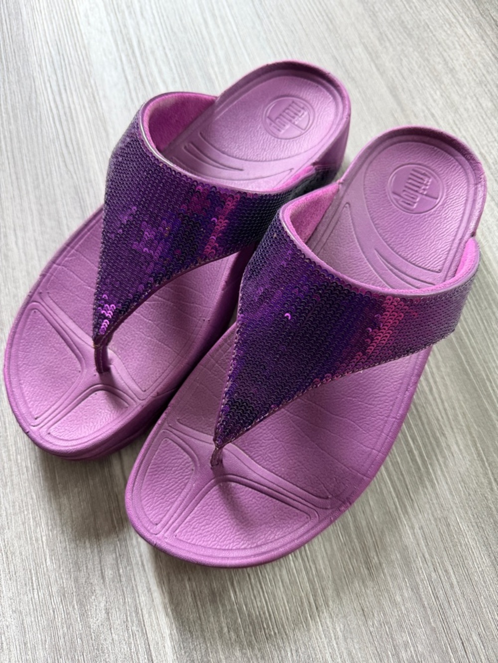 FitFlop Women's Purple Sequin Thong Sandals